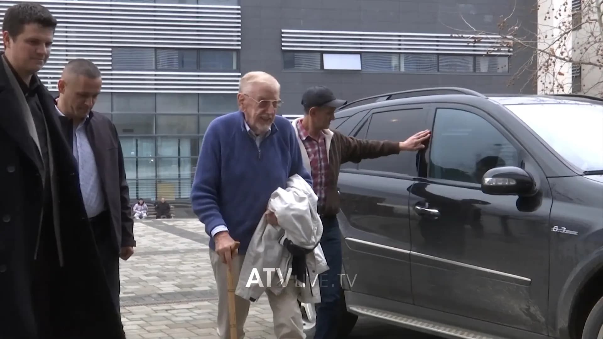 William Walker ftohet të dëshmojë pë Reçakun në Gjykatën Themelore