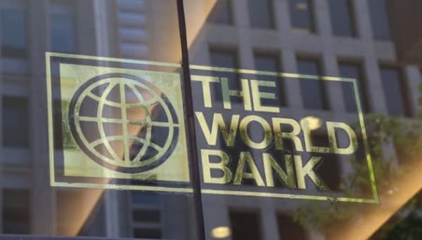​Banka Botërore pret rritjen ekonomike të Ukrainës prej 2% në vitin 2025