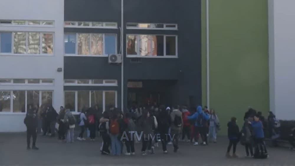 “Shoku i klasës përdor dhunë”, klasa e 6/3 në shkollën Dardania s’mban mësim