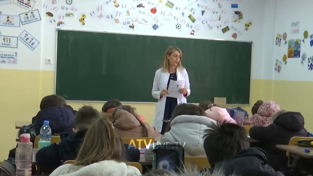 Probleme me ngrohje, shkolla “Pavarësia” punon me orar të shkurtuar