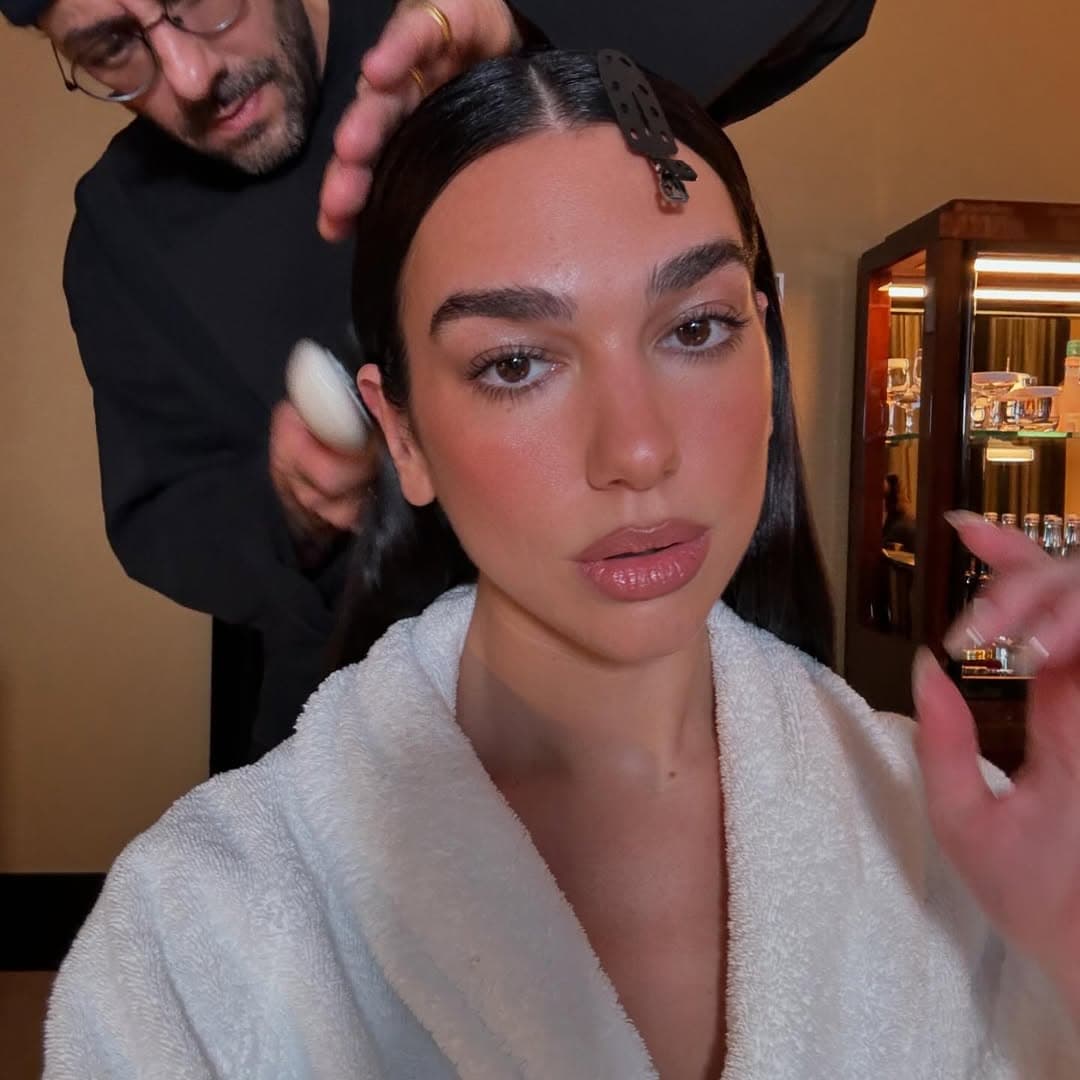 Dua Lipa bëhet imazh i çantës CHANEL 25