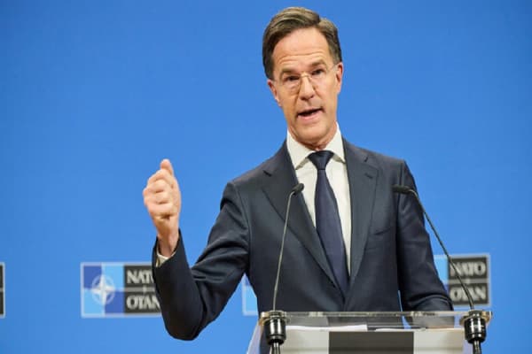 ​Mark Rutte: NATO do të punojë me këdo që udhëheqë Kosovën