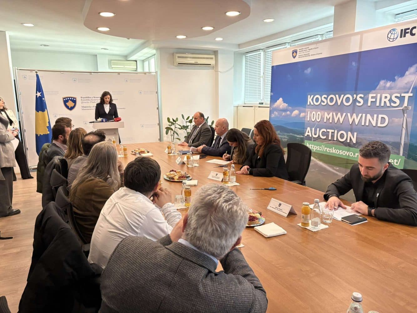 Hapen aplikacionet e ofertuesve për Ankandin e Erës, Rizvanolli: Kemi siguruar transparencë dhe proces të qëndrueshëm