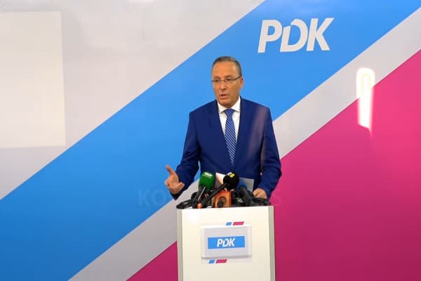 ​Hamza flet për koalicionin e mundshëm me VV: Opozita mund ta bëjë qeverinë e re