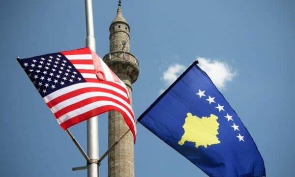 Mbahet konferenca mbi të ardhmen e raporteve SHBA-Kosovë