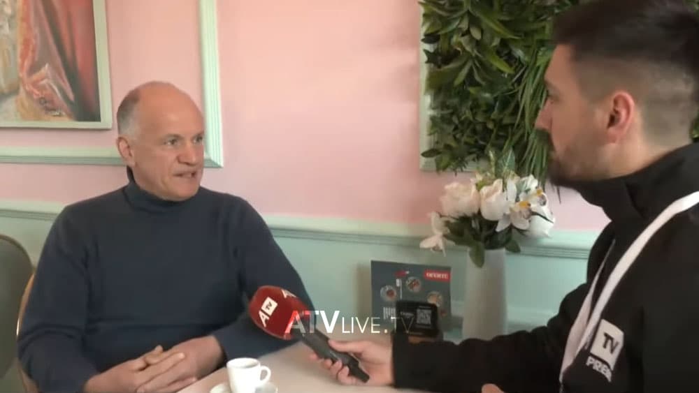 “Isha me votu me nanën”, mërgimtari nga Zvicra tregon përvojën e tij gjatë ushtrimit të obligimit qytetar