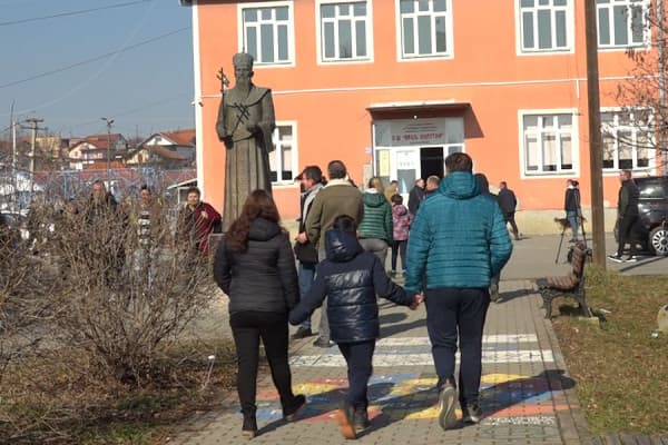 ​Ja çfarë presin qytetarët serbë nga zgjedhjet e sotme parlamentare