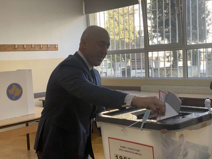 Voton Ramush Haradinaj, për herë të parë bashkë me fëmijët