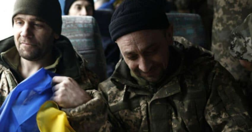 Ukraina dhe Rusia shkëmbejnë 150 robër lufte
