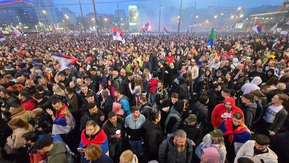 Prezantohet numri i protestuesve në Serbi