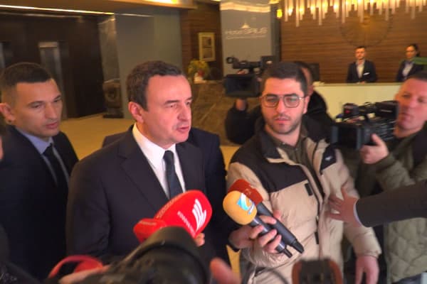 Kurti nuk flet për konsultimet për formimin e qeverisë së re