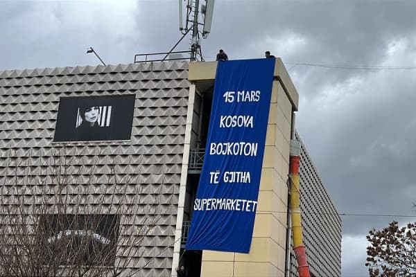 ​Pakënaqësia për rritjen e çmimeve, bëhet thirrje për bojkotimin e supermarketeve më 15 Mars
