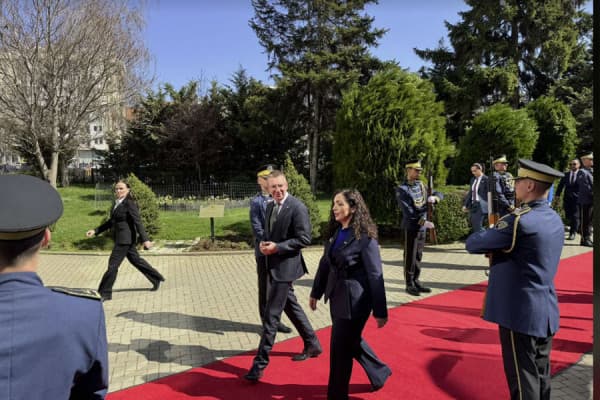 ​Osmani në takim me presidentin e Letonisë