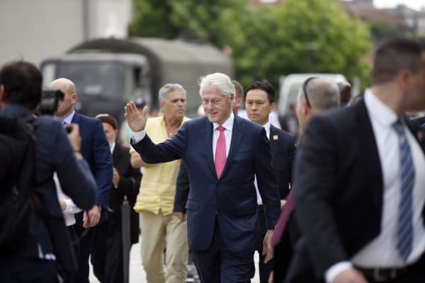 ​Clinton para 28 viteve ndaloi kërkimet për klonim të njeriut