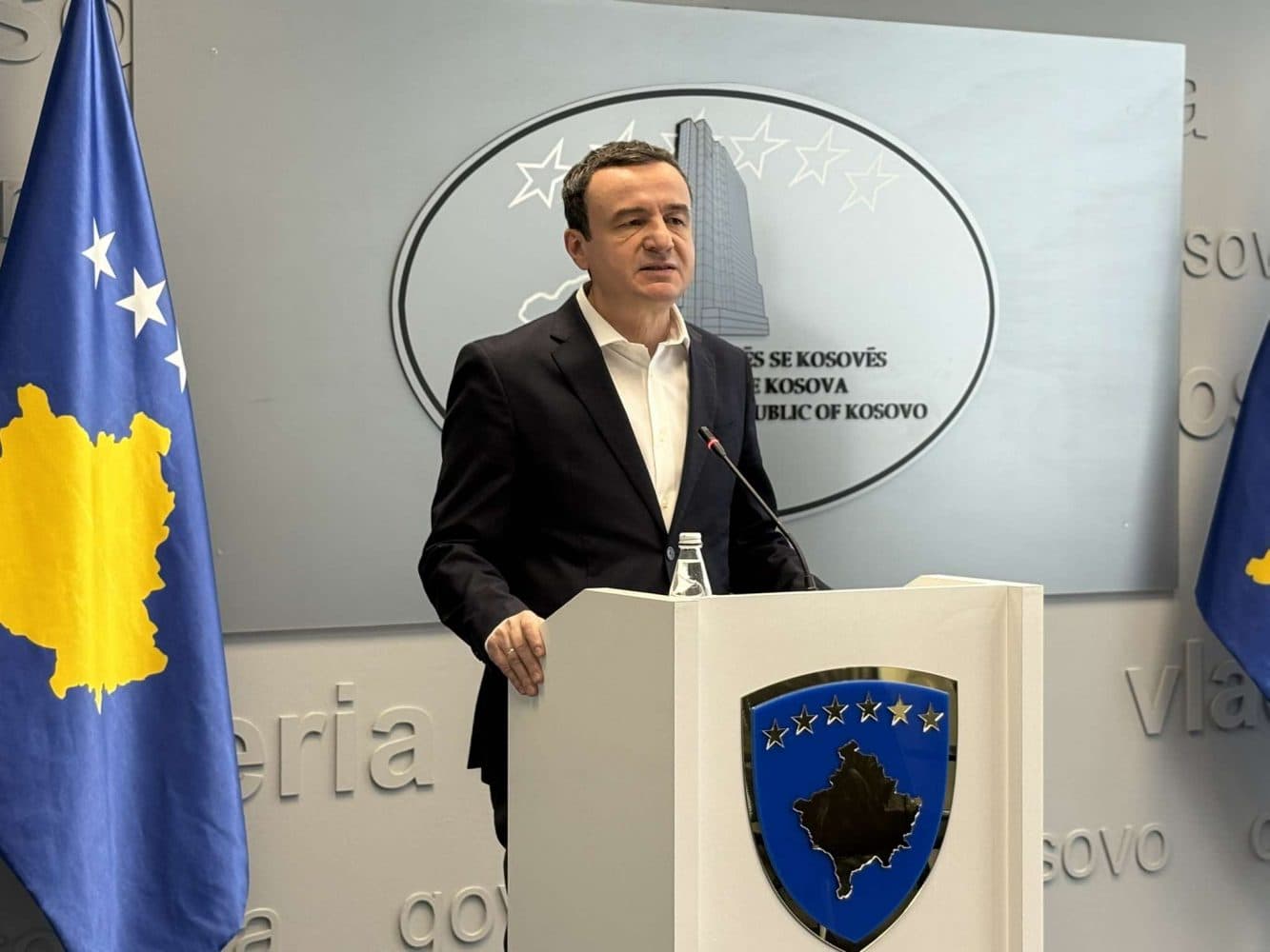 Kurti i shpreh ngushëllime familjes Thaçi