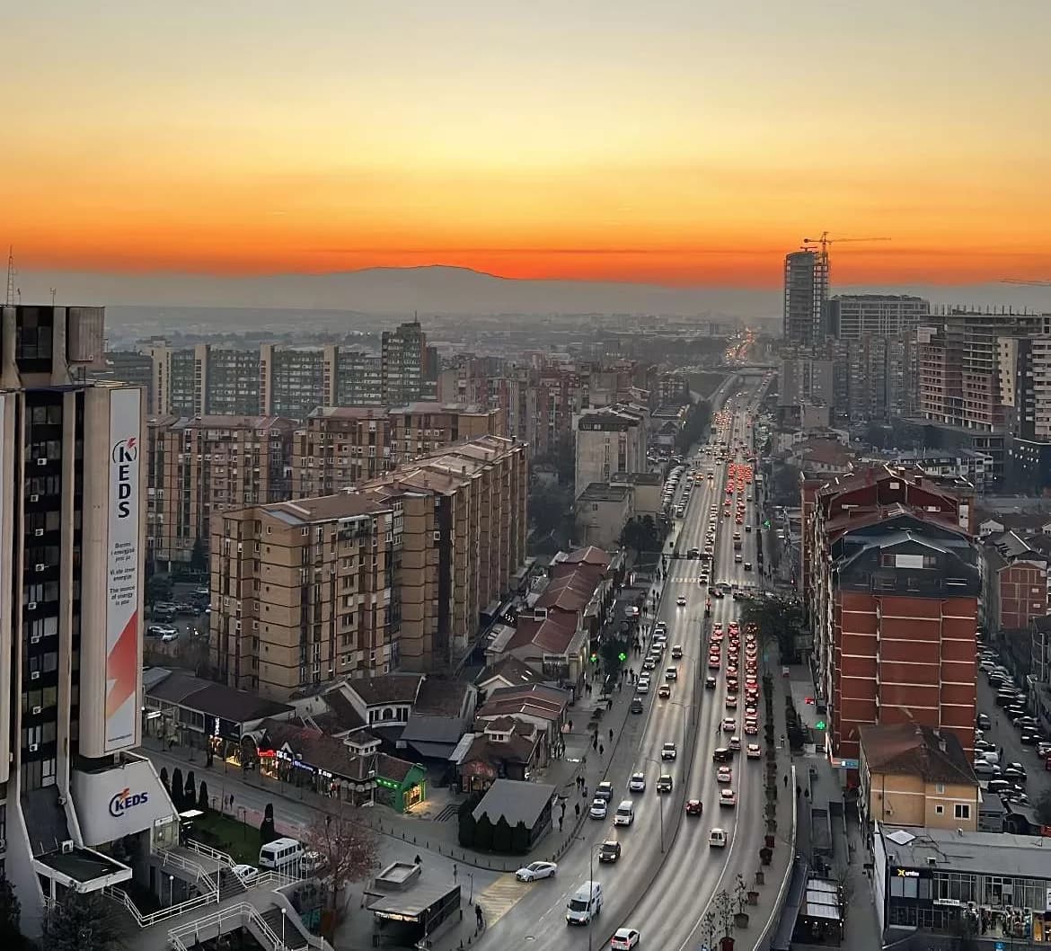 Al Jazeera: Ky është ndër profesionet më të kërkuara në Kosovë