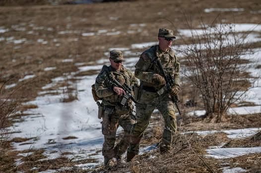 Ushtarët amerikanë patrullojnë në veri të Kosovës