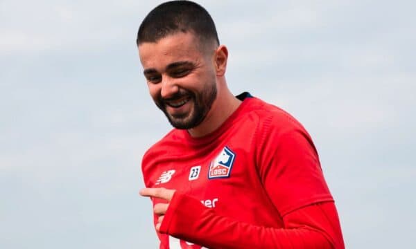 Edon Zhegrova i nis stërvitjet individuale