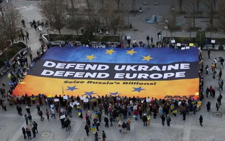 Liderët e BE-së pritet ta shpalosin planin 800 miliardë eurosh për mbrojtjen