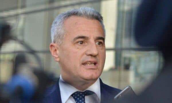 Avokati Koci dërgon në Kushtetuese zgjedhjen e presidentes