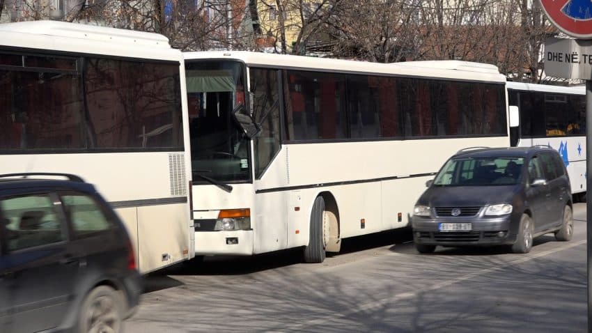 Komuna e Prishtinës: Nga 31 marsi transportuesit për Podujevë obligohen të parkohen në Stacionin e Autobusëve