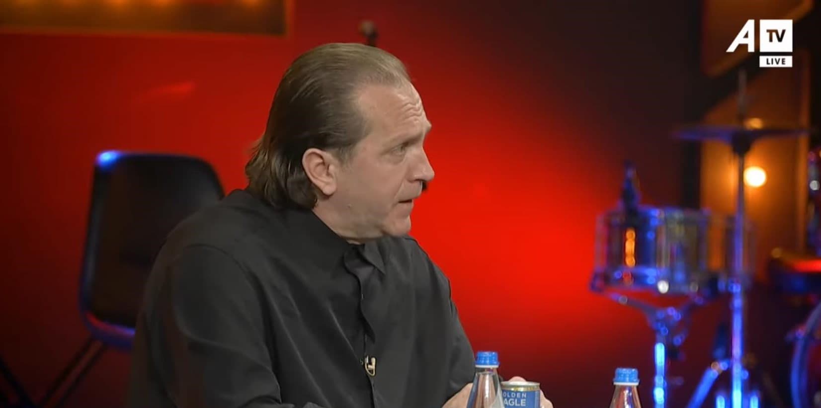 Rrugëtimi i Mentor Zymberaj, artistit që theu kufijtë me artin e tij