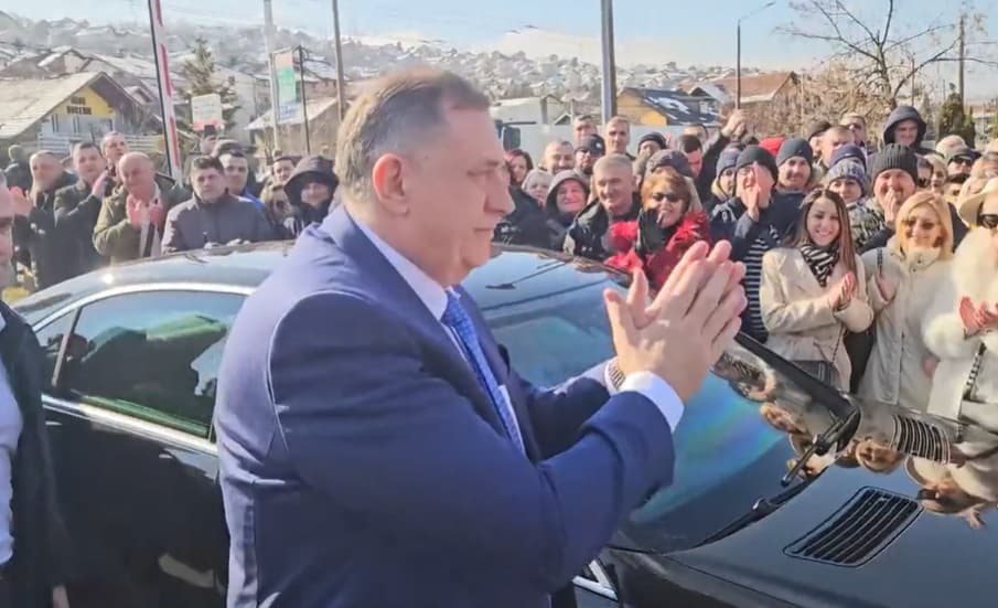Prokuroria e Bosnjës lëshon urdhër për ndalimin e Dodikut