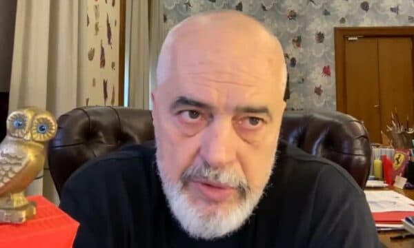 Mbyllja e Tik-Tok-ut në Shqipëri, Rama apel qytetarëve të shmangin VPN-në: Hakerat do bëjnë namin