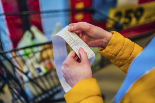 ​Inflacioni fiksohet në 1.9% në Shqipëri, rriten çmimet e ushqimeve