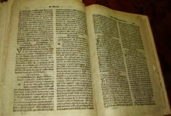​470 vjet më parë nisi rrugën fjala e shkruar shqip, “Meshari” i Gjon Buzukut