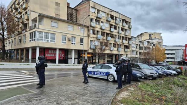 Përfundon aksioni i policisë në Mitrovicë – 21 lokacione, 16 të arrestuar