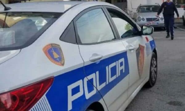Adoleshenti godet me thikë 45-vjeçarin në Tropojë