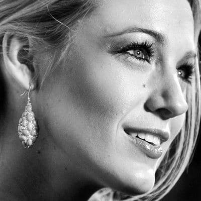 ‘’Komandat’’ e Blake Lively në tapetin e kuq befasojnë publikun