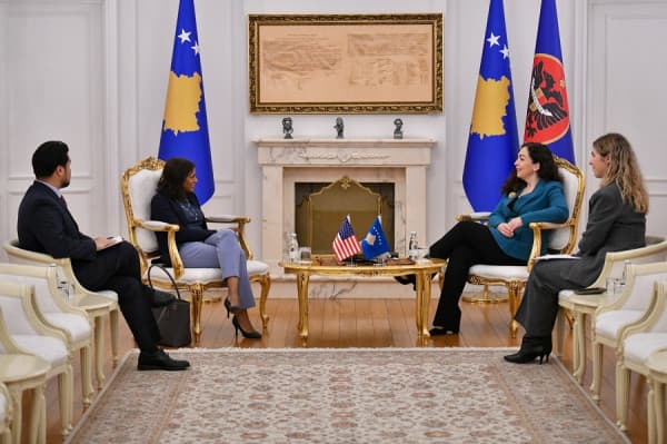 ​Osmani bisedon me Prattipatin për sigurinë në Kosovë