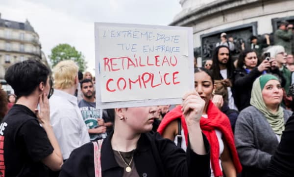 ​Myslimanët francezë në protesta, ndërsa arrestohet i dyshuari për vrasjen në xhami