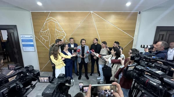 ​Rama: Ministri Çeku flet të pavërteta sa herë që flet