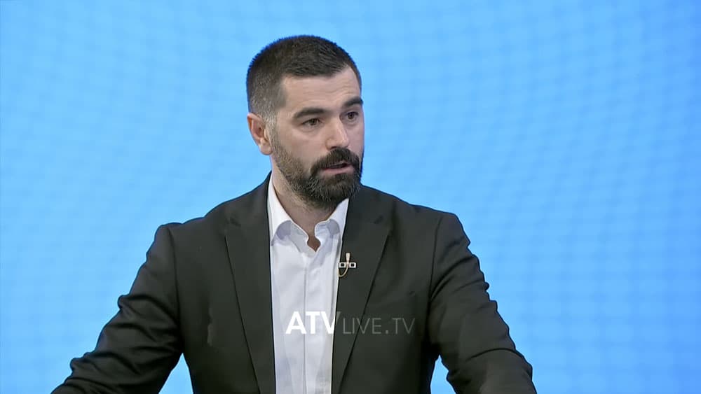 Avokati Amer Alija tregon kur do të mbyllet Gjykata Speciale