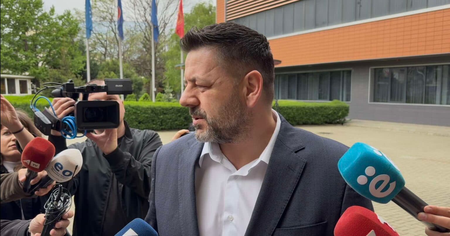 Bekë Berisha AAK: Po bre ne e kemi obligim t’ua bëjmë votat!?