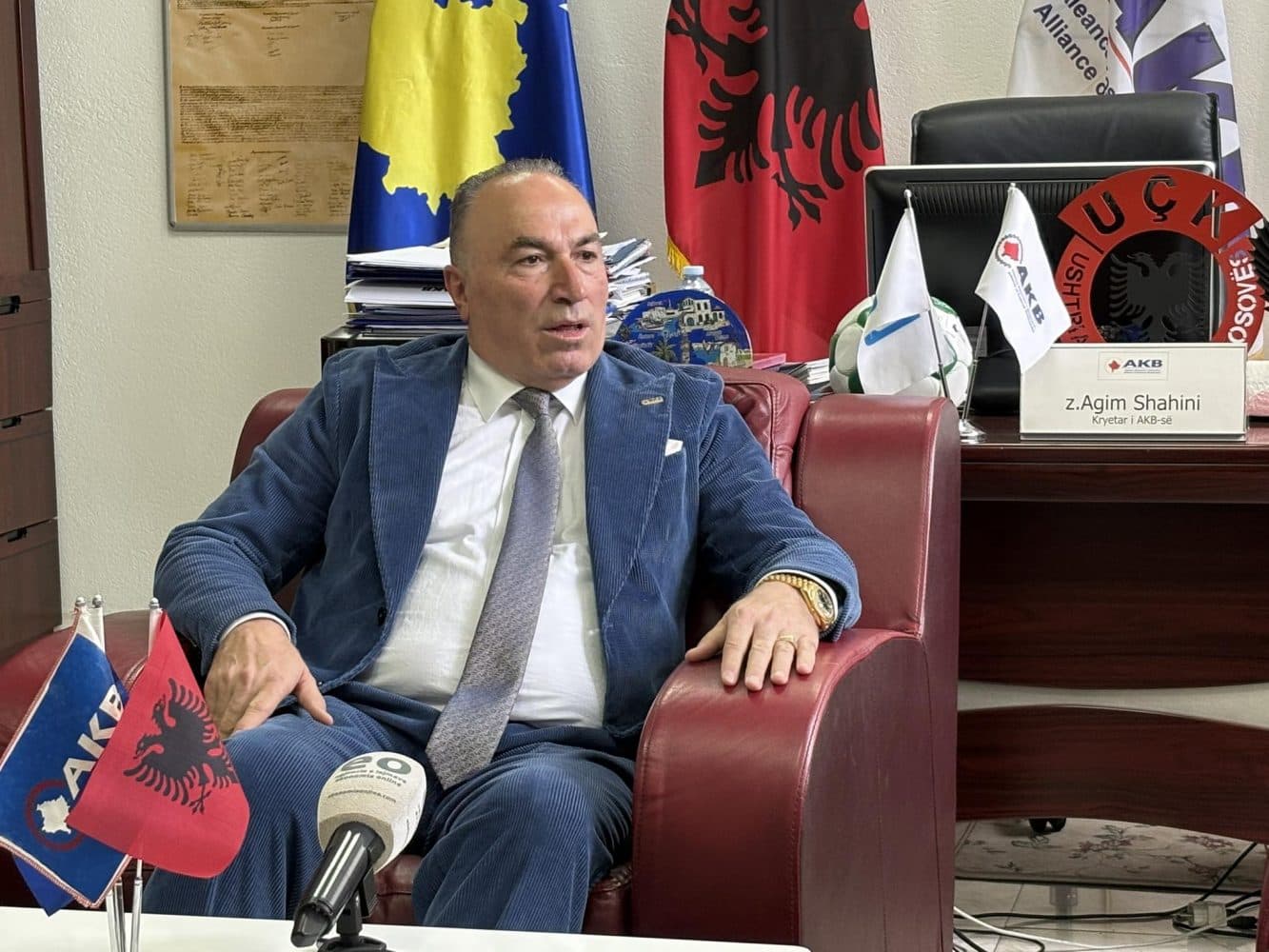 AKB: Kosova të heq taksat për produktet e SHBA-së, miqësia jonë të konvertohet në interes biznesor