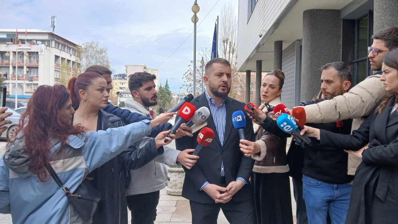 Lushtaku: PDK nuk merr pjesë në votim pa një zgjidhje të qëndrueshme për Kosovën