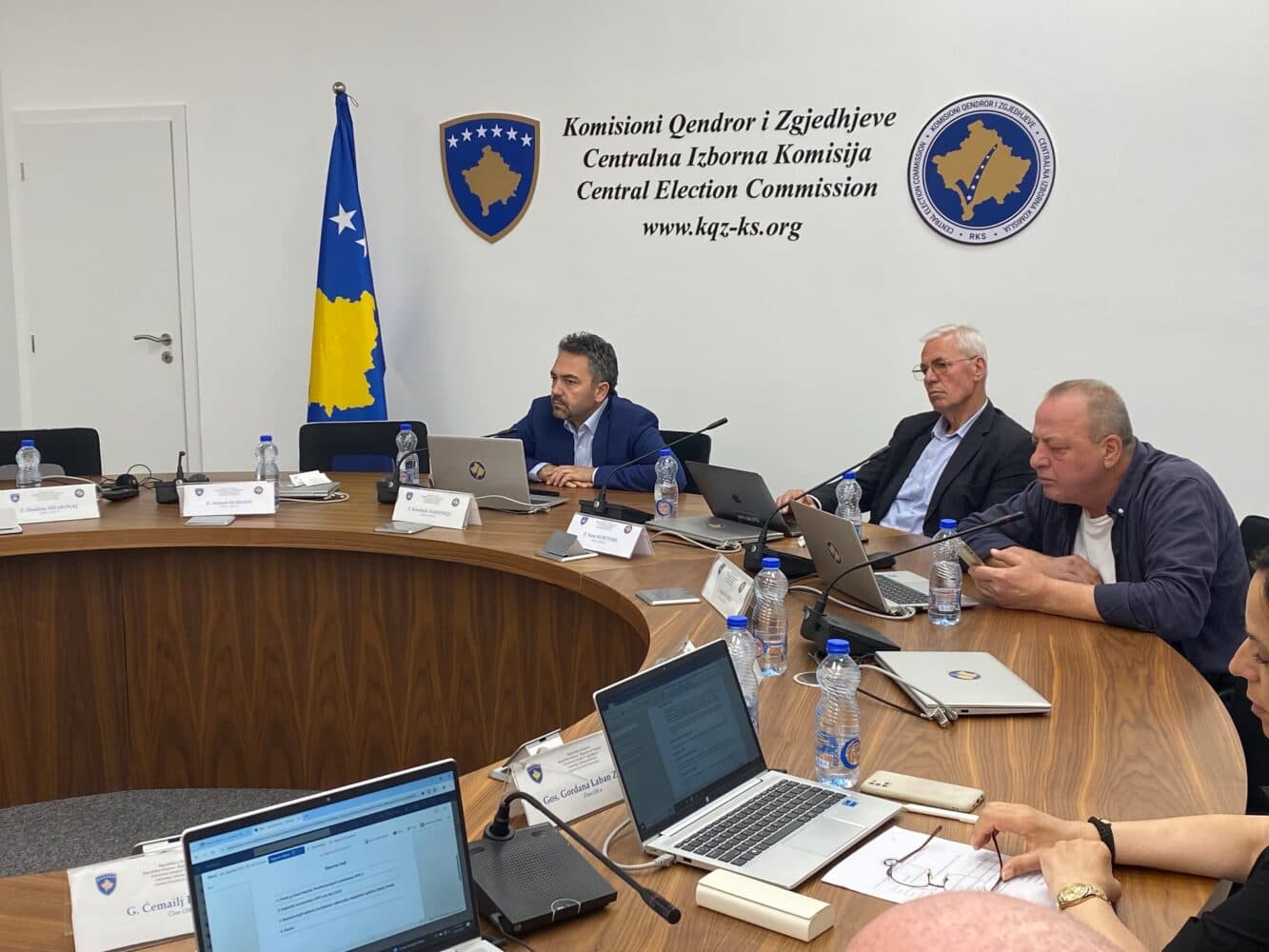 KQZ ndan mbi 3.6 milionë euro për subjektet politike për vitin 2025