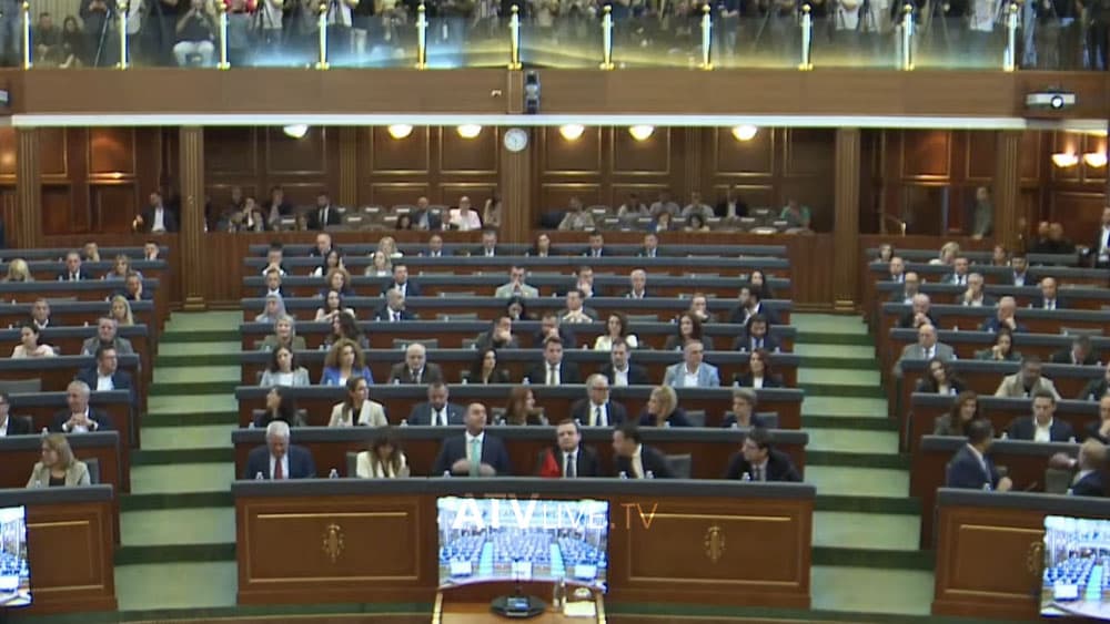Albulena Haxhiu dështon sërish të zgjidhet kryetare e Kuvendit