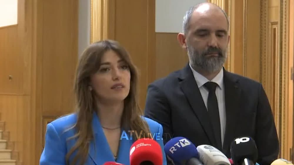 Haxhiu: Opozita s’e ka hallin me Listën Serbe, por me Albin Kurtin dhe Vetëvendosjen