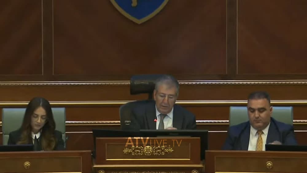 Avni Dehari hap seancën konstituive të Kuvendit të Kosovës