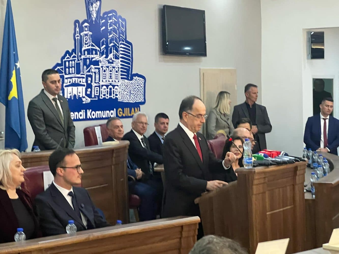 Presidenti i Shqipërisë, Bajram Begaj shpallet “Qytetar Nderi” i Gjilanit: Është një vlerësim që unë e pranoj më përulësi
