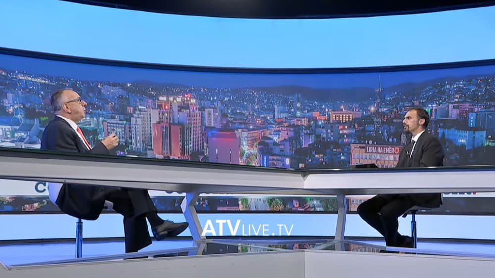 Hasani: Lajçaku është tallur me përfaqësuesit politikë të Kosovës
