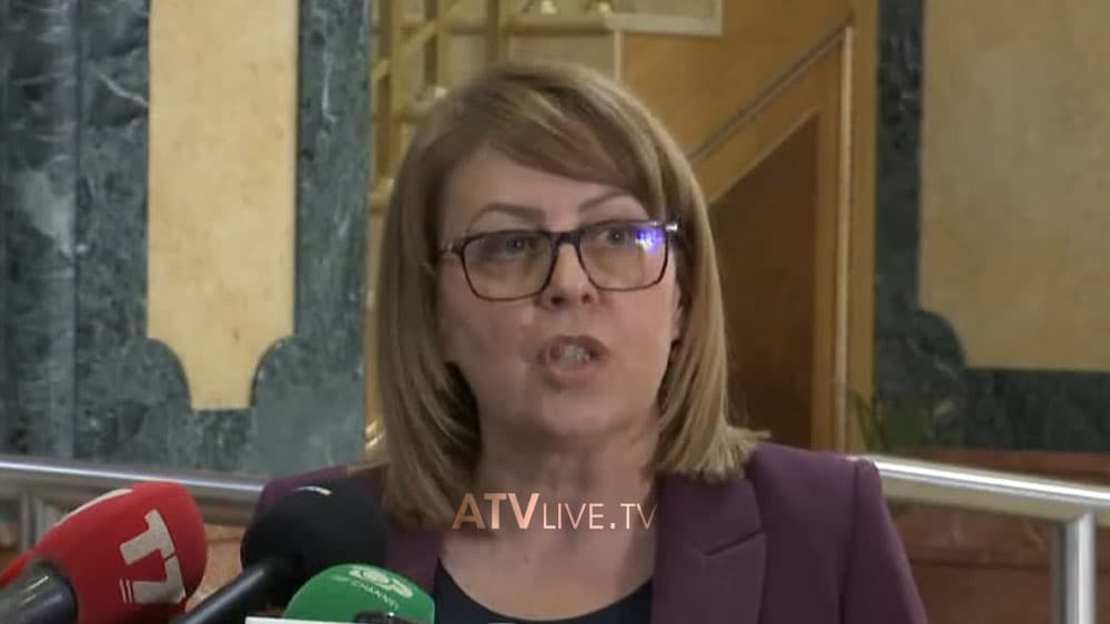 Bajrami reagon ndaj kërkesës së Vetëvendosjes: As 10 minuta s’do të duhej të ndërpriteshin seancat