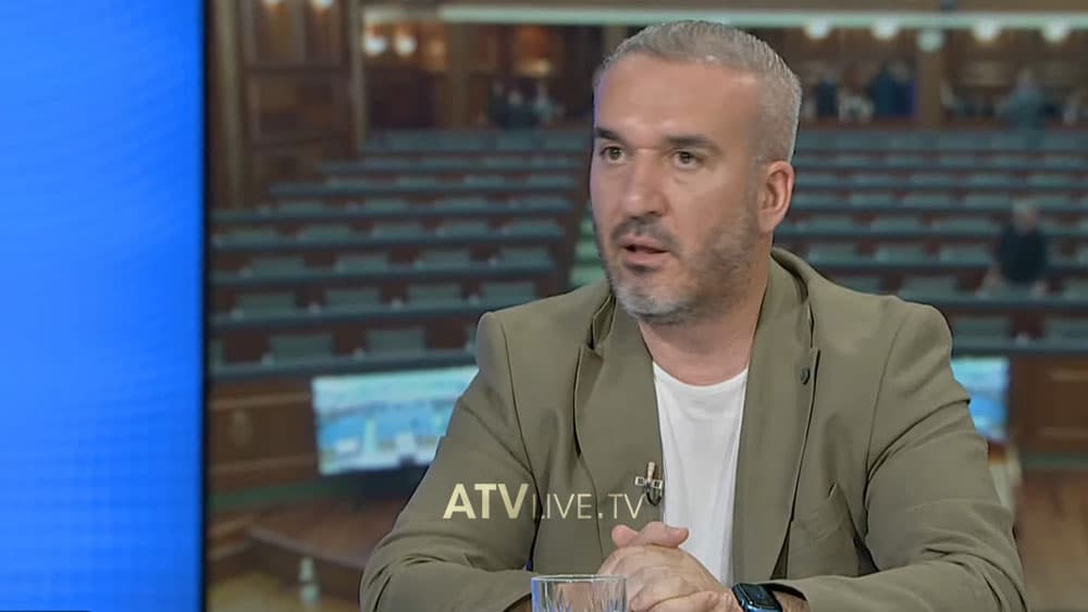 Hamidi: Emri më i përfolur për Kryetar Kuvendi është Fatmir Limaj