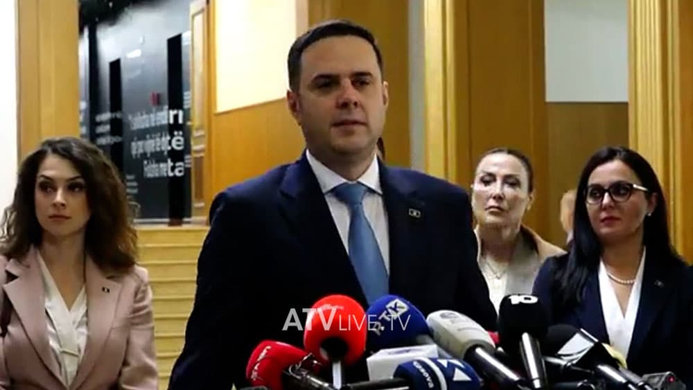 Abdixhiku: Vetëvendosje po zvarrit konstituimin e Kuvendit me sjellje jokushtetuese