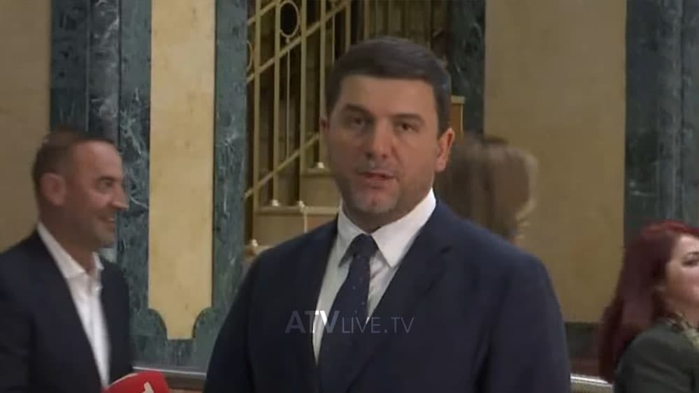Krasniqi: Haxhiu s’ka vota, Vetëvendosje duhet të propozojë tjetër kandidat